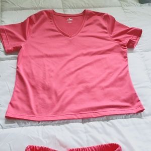 Large Coral color cooling tshirt